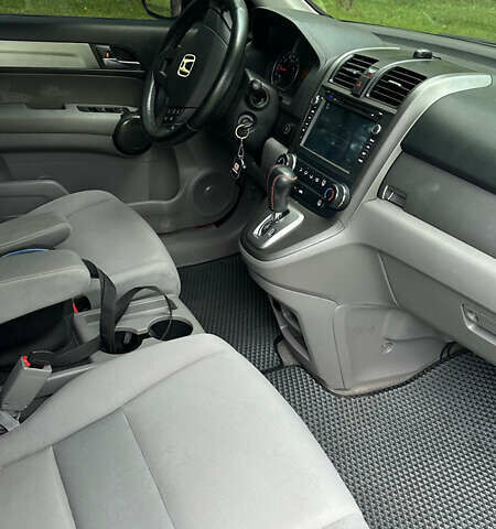 Красный Хонда СРВ, объемом двигателя 2.4 л и пробегом 304 тыс. км за 11500 $, фото 19 на Automoto.ua