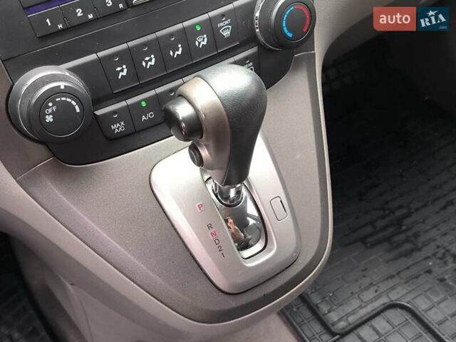 Червоний Хонда СРВ, об'ємом двигуна 2.35 л та пробігом 197 тис. км за 10690 $, фото 17 на Automoto.ua