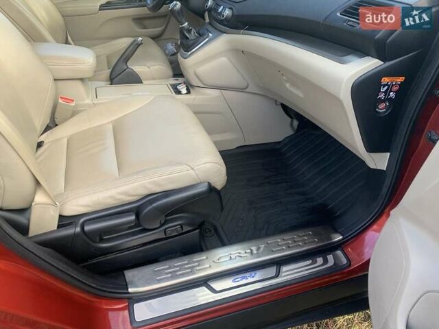 Красный Хонда СРВ, объемом двигателя 2.2 л и пробегом 210 тыс. км за 16800 $, фото 4 на Automoto.ua