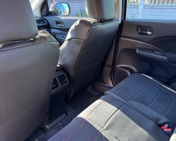 Красный Хонда СРВ, объемом двигателя 2 л и пробегом 153 тыс. км за 14300 $, фото 15 на Automoto.ua