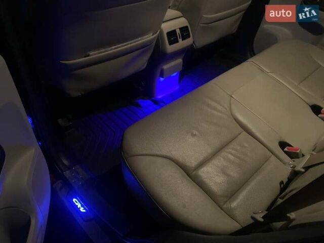 Красный Хонда СРВ, объемом двигателя 2.2 л и пробегом 210 тыс. км за 16800 $, фото 15 на Automoto.ua