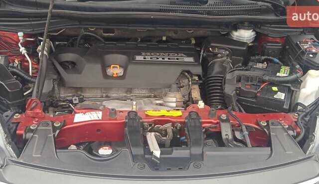 Красный Хонда СРВ, объемом двигателя 2.2 л и пробегом 209 тыс. км за 16950 $, фото 10 на Automoto.ua