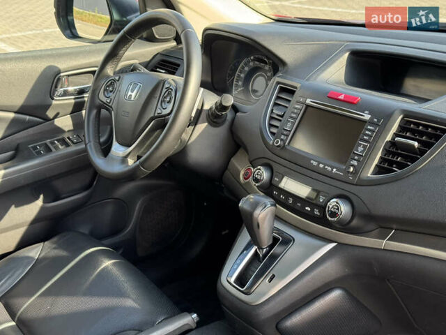 Красный Хонда СРВ, объемом двигателя 2.2 л и пробегом 275 тыс. км за 14700 $, фото 67 на Automoto.ua