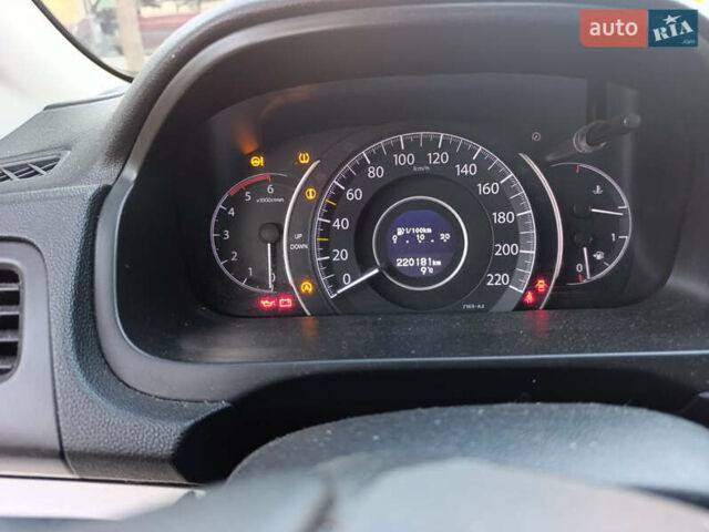 Хонда СРВ 2013 в Самборе на Automoto.ua Красный Хонда СРВ, объемом двигателя 2.2 л и пробегом 220 тыс. км за 15800 $, фото 7 на Automoto.ua