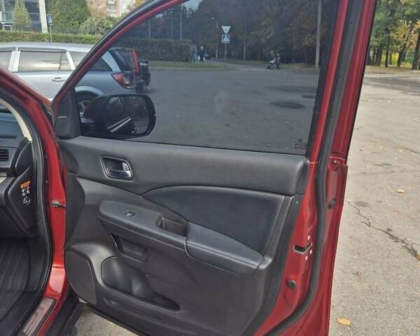 Красный Хонда СРВ, объемом двигателя 2.2 л и пробегом 257 тыс. км за 16900 $, фото 4 на Automoto.ua