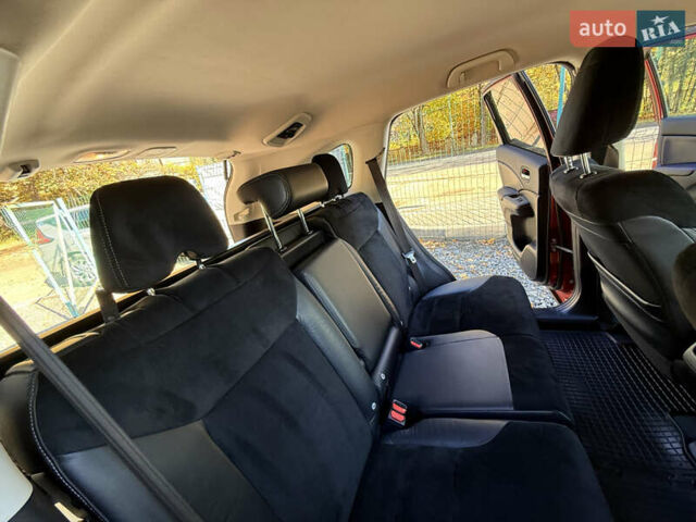 Красный Хонда СРВ, объемом двигателя 2.2 л и пробегом 293 тыс. км за 16599 $, фото 36 на Automoto.ua