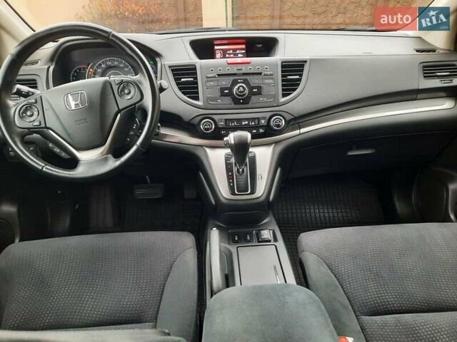 Красный Хонда СРВ, объемом двигателя 2.2 л и пробегом 206 тыс. км за 17650 $, фото 4 на Automoto.ua