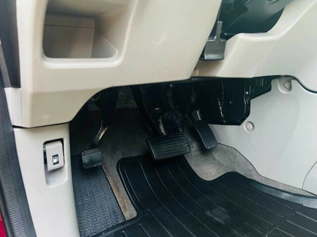 Червоний Хонда СРВ, об'ємом двигуна 2.4 л та пробігом 176 тис. км за 15000 $, фото 19 на Automoto.ua