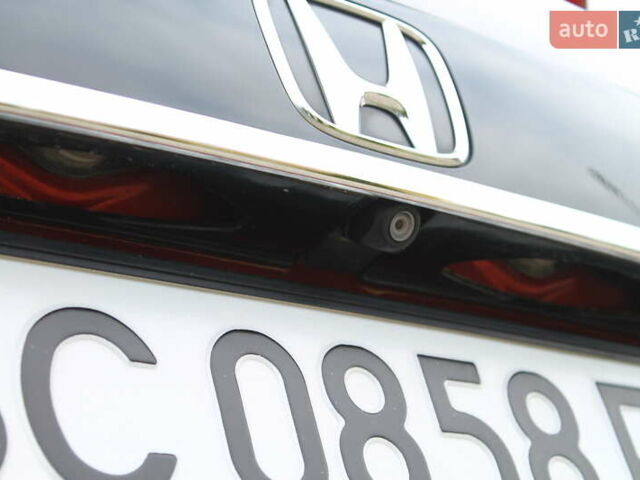 Красный Хонда СРВ, объемом двигателя 2.2 л и пробегом 183 тыс. км за 18200 $, фото 109 на Automoto.ua