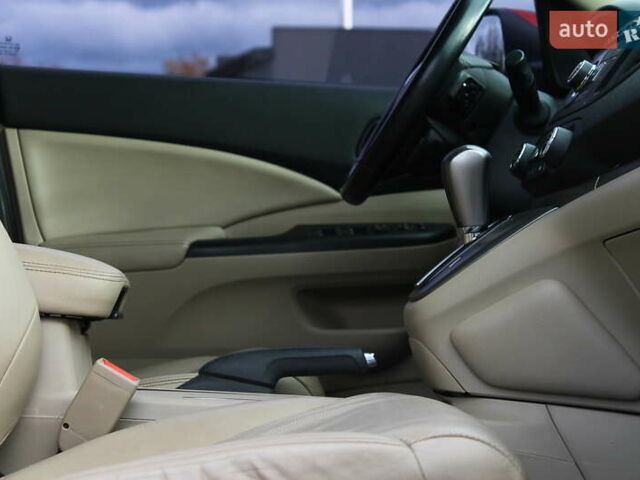 Красный Хонда СРВ, объемом двигателя 2.2 л и пробегом 183 тыс. км за 18200 $, фото 70 на Automoto.ua