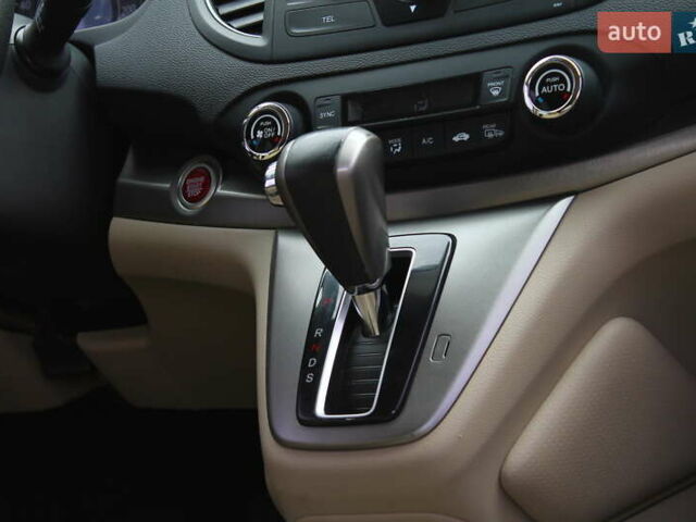 Красный Хонда СРВ, объемом двигателя 2.2 л и пробегом 183 тыс. км за 18200 $, фото 64 на Automoto.ua