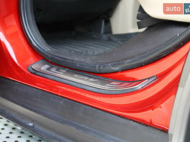 Красный Хонда СРВ, объемом двигателя 2.2 л и пробегом 183 тыс. км за 18200 $, фото 88 на Automoto.ua