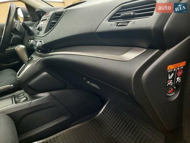 Красный Хонда СРВ, объемом двигателя 2.2 л и пробегом 206 тыс. км за 17650 $, фото 26 на Automoto.ua