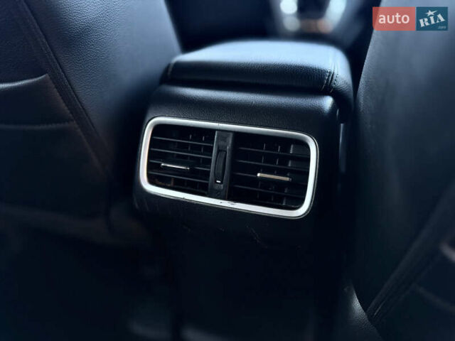 Красный Хонда СРВ, объемом двигателя 1.6 л и пробегом 121 тыс. км за 21700 $, фото 31 на Automoto.ua