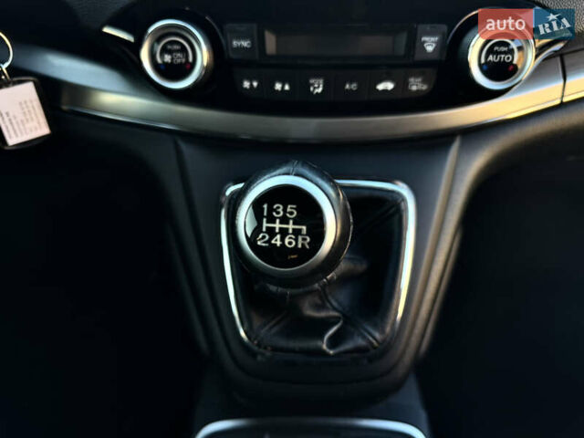 Красный Хонда СРВ, объемом двигателя 1.6 л и пробегом 121 тыс. км за 21700 $, фото 40 на Automoto.ua