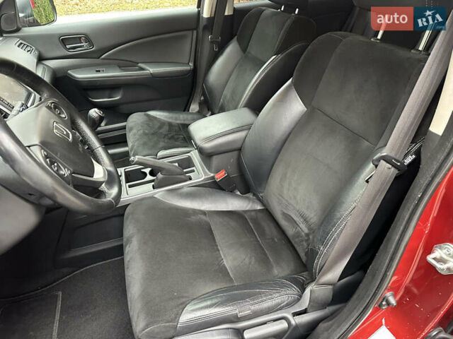 Красный Хонда СРВ, объемом двигателя 1.6 л и пробегом 238 тыс. км за 15500 $, фото 39 на Automoto.ua
