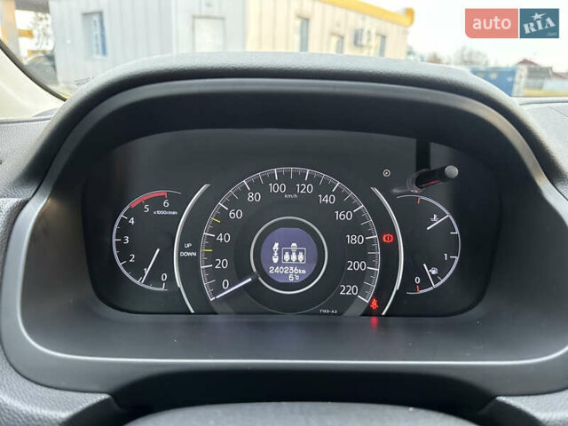 Червоний Хонда СРВ, об'ємом двигуна 1.6 л та пробігом 241 тис. км за 14950 $, фото 32 на Automoto.ua