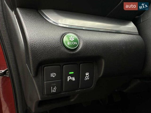 Красный Хонда СРВ, объемом двигателя 1.6 л и пробегом 238 тыс. км за 15500 $, фото 42 на Automoto.ua