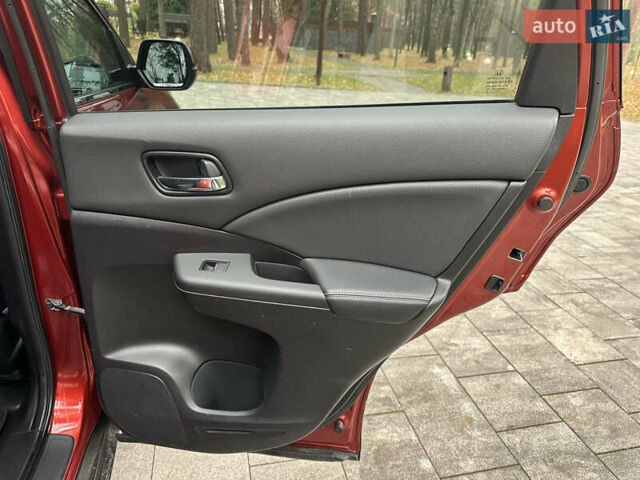 Красный Хонда СРВ, объемом двигателя 1.6 л и пробегом 238 тыс. км за 15500 $, фото 60 на Automoto.ua