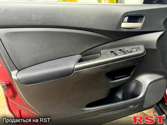 Красный Хонда СРВ, объемом двигателя 2.4 л и пробегом 128 тыс. км за 16550 $, фото 5 на Automoto.ua