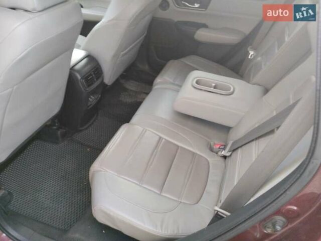 Красный Хонда СРВ, объемом двигателя 1.5 л и пробегом 165 тыс. км за 15500 $, фото 1 на Automoto.ua