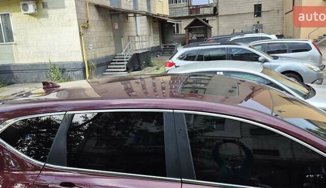 Красный Хонда СРВ, объемом двигателя 1.5 л и пробегом 104 тыс. км за 18200 $, фото 3 на Automoto.ua