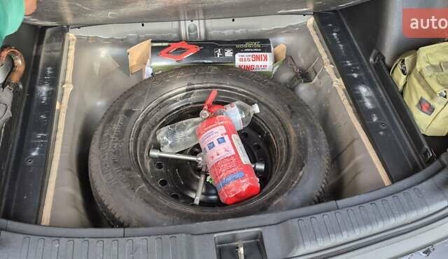 Красный Хонда СРВ, объемом двигателя 1.5 л и пробегом 104 тыс. км за 18200 $, фото 8 на Automoto.ua