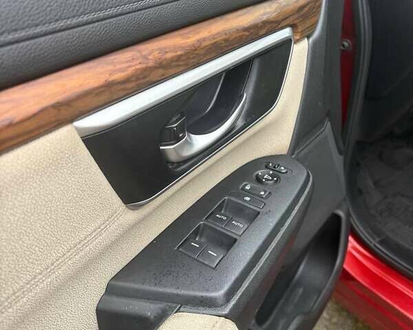 Красный Хонда СРВ, объемом двигателя 1.5 л и пробегом 127 тыс. км за 21500 $, фото 8 на Automoto.ua