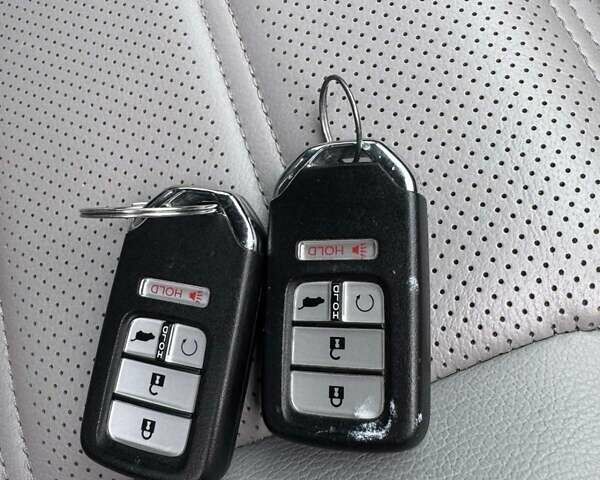 Красный Хонда СРВ, объемом двигателя 2 л и пробегом 25 тыс. км за 32000 $, фото 38 на Automoto.ua