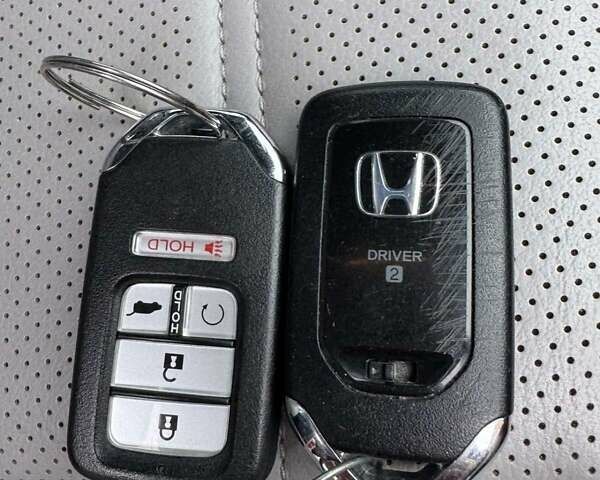 Красный Хонда СРВ, объемом двигателя 2 л и пробегом 25 тыс. км за 32000 $, фото 37 на Automoto.ua