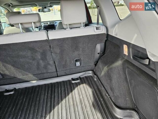 Красный Хонда СРВ, объемом двигателя 2 л и пробегом 25 тыс. км за 32000 $, фото 25 на Automoto.ua