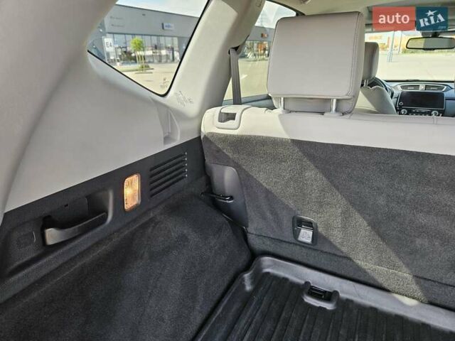 Красный Хонда СРВ, объемом двигателя 2 л и пробегом 25 тыс. км за 32000 $, фото 24 на Automoto.ua