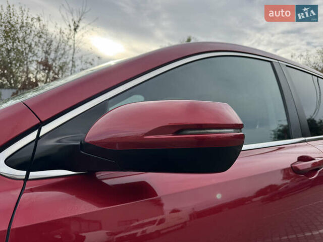 Красный Хонда СРВ, объемом двигателя 2 л и пробегом 88 тыс. км за 25400 $, фото 2 на Automoto.ua