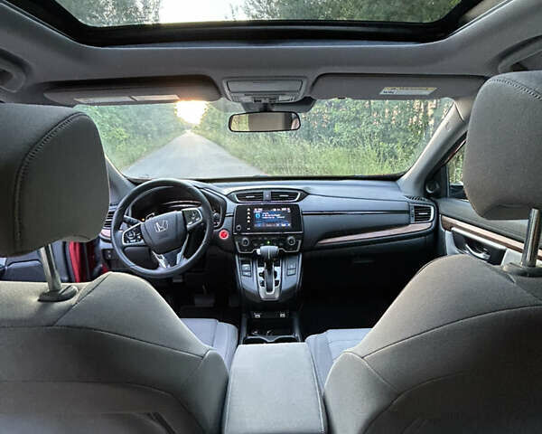 Красный Хонда СРВ, объемом двигателя 1.5 л и пробегом 19 тыс. км за 24999 $, фото 5 на Automoto.ua