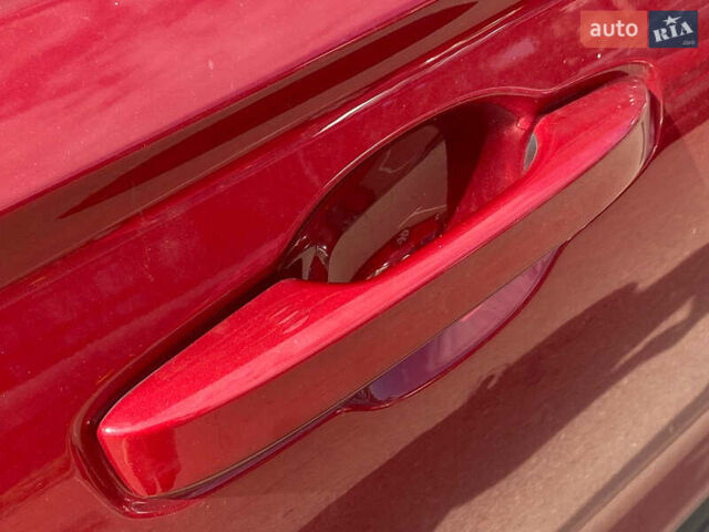 Червоний Хонда СРВ, об'ємом двигуна 2 л та пробігом 14 тис. км за 29900 $, фото 6 на Automoto.ua