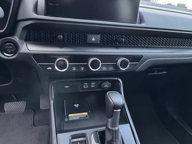 Красный Хонда СРВ, объемом двигателя 2 л и пробегом 16 тыс. км за 35000 $, фото 18 на Automoto.ua