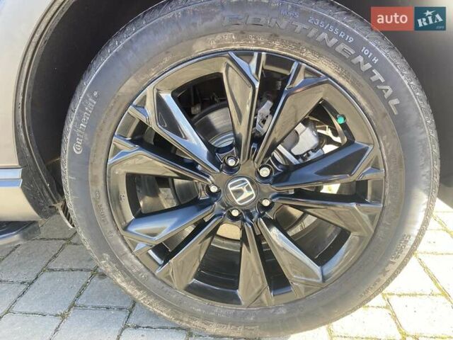 Хонда СРВ 2023 в Львове на Automoto.ua Красный Хонда СРВ, объемом двигателя 1.99 л и пробегом 886 тыс. км за 36999 $, фото 21 на Automoto.ua