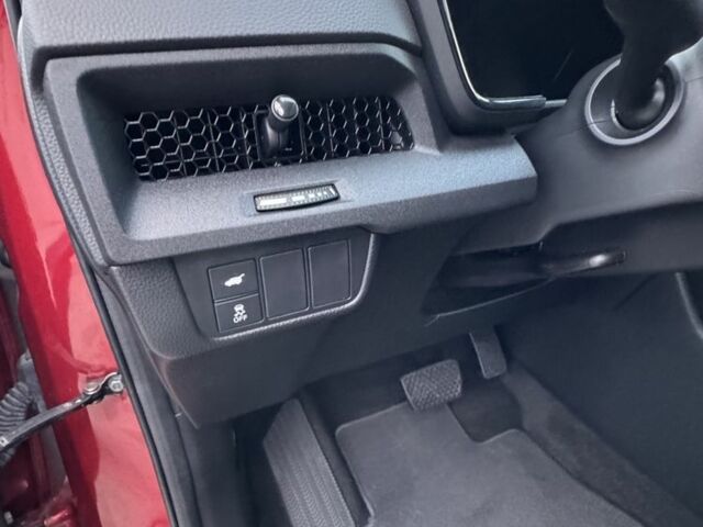 Красный Хонда СРВ, объемом двигателя 2 л и пробегом 16 тыс. км за 35000 $, фото 19 на Automoto.ua