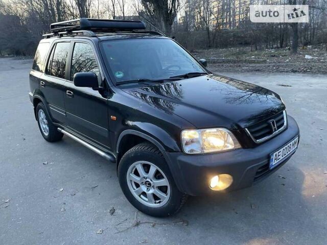 Хонда СРВ, объемом двигателя 2 л и пробегом 139 тыс. км за 7800 $, фото 2 на Automoto.ua