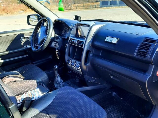 Хонда СРВ, объемом двигателя 2 л и пробегом 324 тыс. км за 5500 $, фото 9 на Automoto.ua