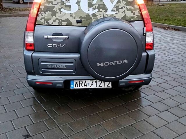 Хонда СРВ, объемом двигателя 2.2 л и пробегом 300 тыс. км за 4999 $, фото 3 на Automoto.ua