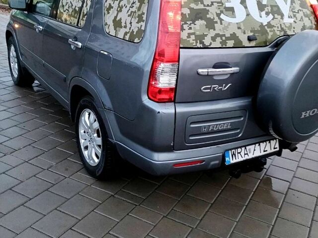 Хонда СРВ, объемом двигателя 2.2 л и пробегом 300 тыс. км за 4999 $, фото 6 на Automoto.ua