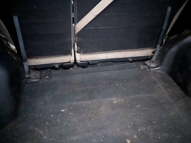 Хонда СРВ, объемом двигателя 2.2 л и пробегом 300 тыс. км за 4999 $, фото 9 на Automoto.ua