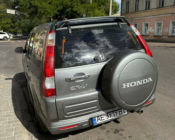 Хонда СРВ, объемом двигателя 2 л и пробегом 196 тыс. км за 8000 $, фото 6 на Automoto.ua