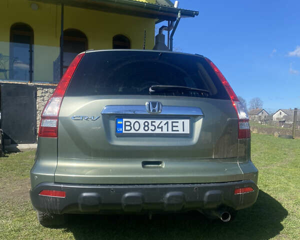 Хонда СРВ, объемом двигателя 2.35 л и пробегом 269 тыс. км за 10300 $, фото 4 на Automoto.ua