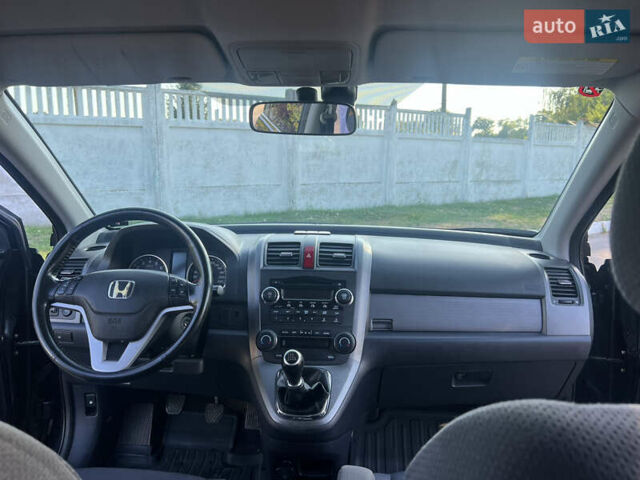 Хонда СРВ, объемом двигателя 2 л и пробегом 211 тыс. км за 10500 $, фото 5 на Automoto.ua