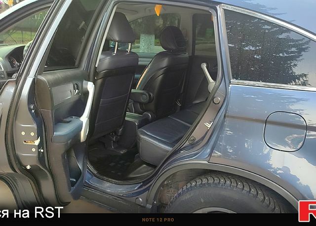 Хонда СРВ, объемом двигателя 2.2 л и пробегом 280 тыс. км за 11500 $, фото 2 на Automoto.ua