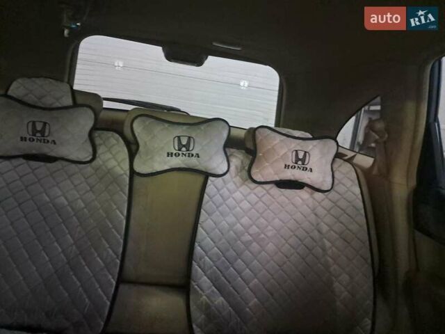 Хонда СРВ, объемом двигателя 2.4 л и пробегом 156 тыс. км за 11000 $, фото 4 на Automoto.ua