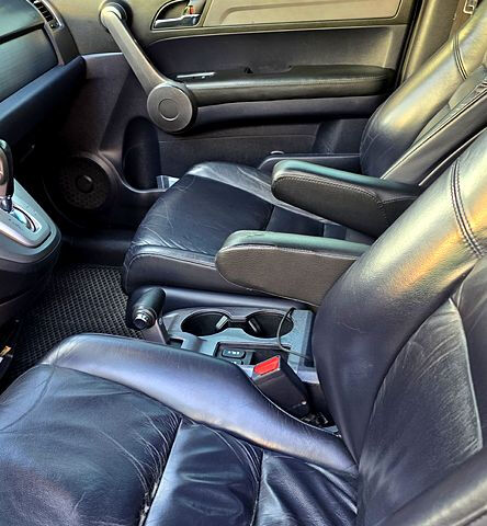 Хонда СРВ, объемом двигателя 2.4 л и пробегом 291 тыс. км за 11500 $, фото 4 на Automoto.ua