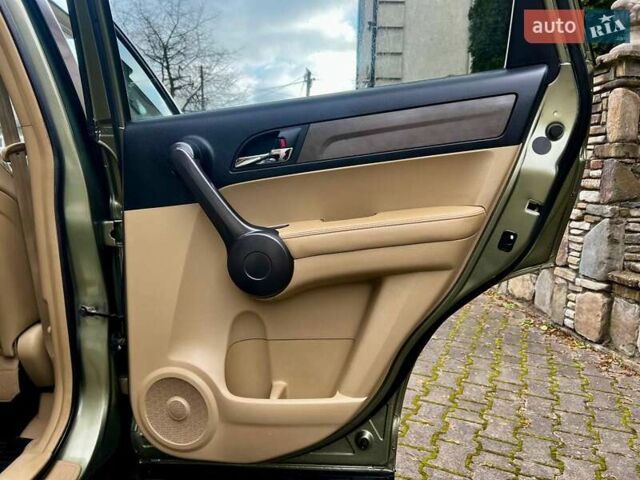 Хонда СРВ, объемом двигателя 2.2 л и пробегом 206 тыс. км за 12299 $, фото 26 на Automoto.ua